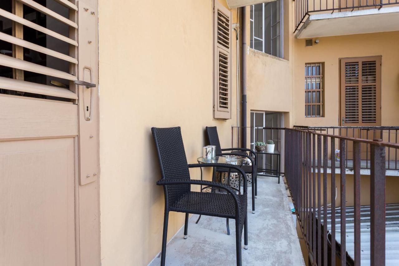 Apartamento La Casa Di Gatsby Lusso In Pieno Centro Con Parcheggio Gorizia Exterior foto